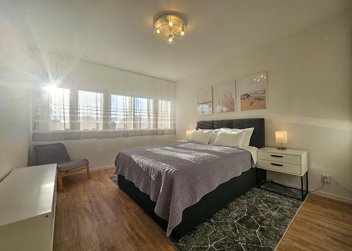 Mari Apartment *