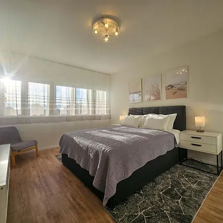 Mari Apartament *